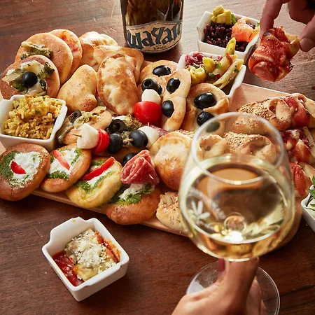 Deluxe Suite, Floor Stunning View! Appartamento