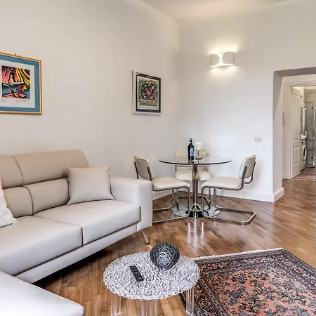 Deluxe Suite, Floor Stunning View! Rome